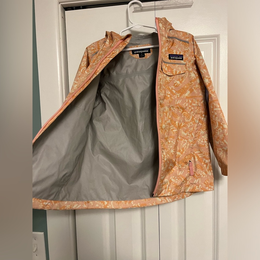 5T Patagonia Torrentshell Rain Jacket